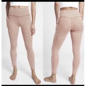 Athleta Salutation Stash II Textured Tight Leggings Women's Leopard XS Pockets